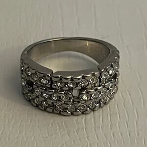 Silver Fashion Ring - size 9